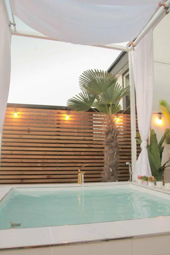 Jeju Hyeun'S House Villa Екстериор снимка